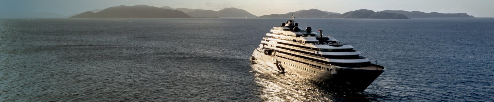 Marina Terrace da The Ritz-Carlton Yacht Collection